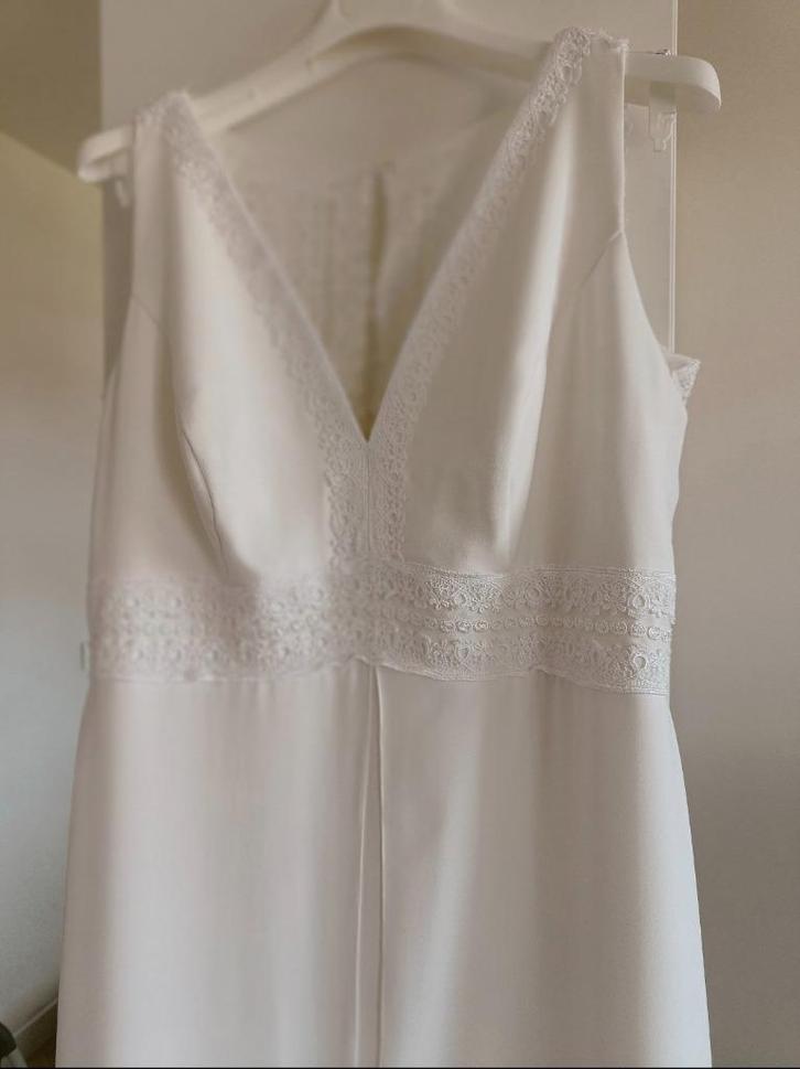 Trouwkleed maat 42/44, Kleding | Dames, Trouwkleding en Trouwaccessoires, Zo goed als nieuw, Trouwjurk, Wit, Ophalen