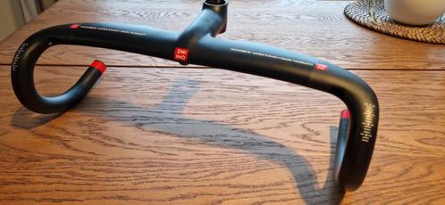 Carbon stuur met geintegreerde stuurpen (400x110), Fietsen en Brommers, Fietsonderdelen, Zo goed als nieuw, Racefiets, Stuur, Ophalen