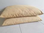 2 stevige gele kussens zonder rits L 47 x B 34 x D 10cm, Ophalen of Verzenden