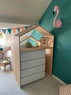 Kleerkast Ikea Malm met huisje en kleedjesrek, Ophalen, Zo goed als nieuw