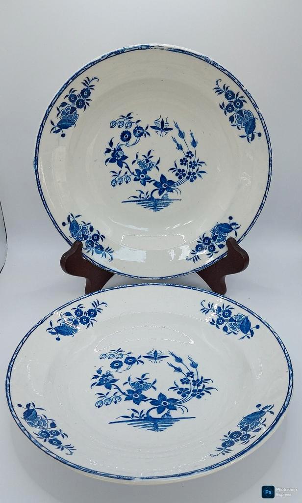 2 diepe borden Boch Frères La Mouche, Antiek en Kunst, Antiek | Servies los, Ophalen of Verzenden