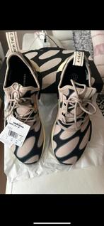 Nieuwe adidas marimekko sneakers beperkte oplage pt 41 1/3, Kleding | Dames, Ophalen of Verzenden