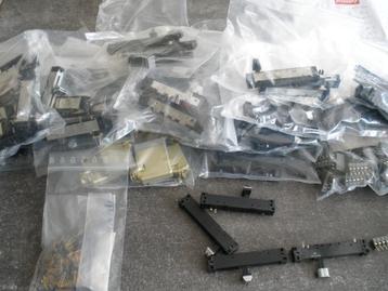 Een lot potentiometers mono beschikbaar voor biedingen