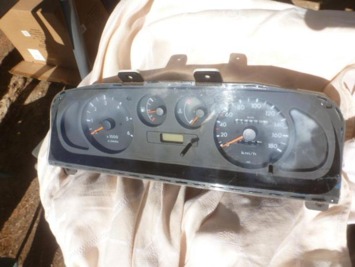 NISSAN terrano 2: snelheidsmeter, cpt-rpm, meters, Auto-onderdelen, Dashboard en Schakelaars, Nissan, Gebruikt, Ophalen of Verzenden