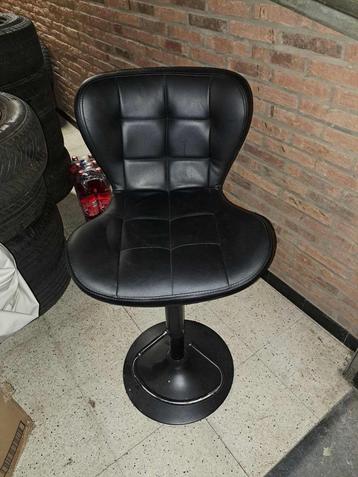 Lot van 14 barstoelen aan weggeefprijs te koop! beschikbaar voor biedingen