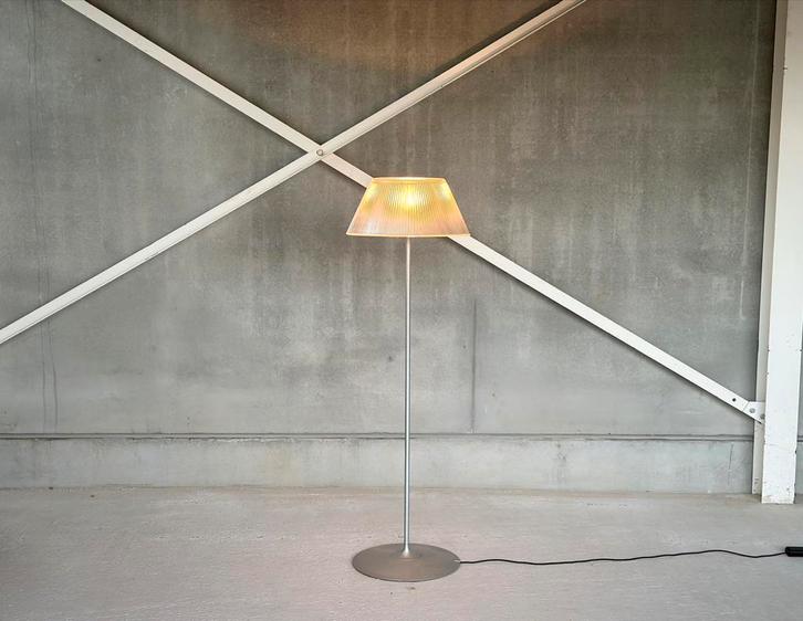 Flos Romeo Moon Floorlamp, Huis en Inrichting, Lampen | Vloerlampen, Ophalen