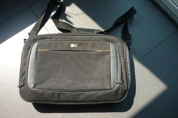 laptoptas case Logic VNC-17 in perfecte staat beschikbaar voor biedingen