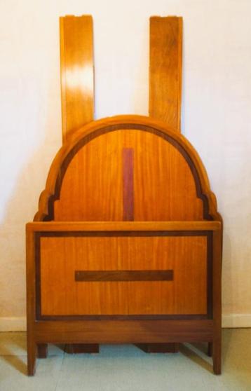 De Coene BED, Vroeg Art Deco, Decoene,  Gebrs Kortrijk Frs beschikbaar voor biedingen