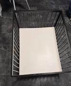 Zwart box met wielen, Enlèvement, Utilisé