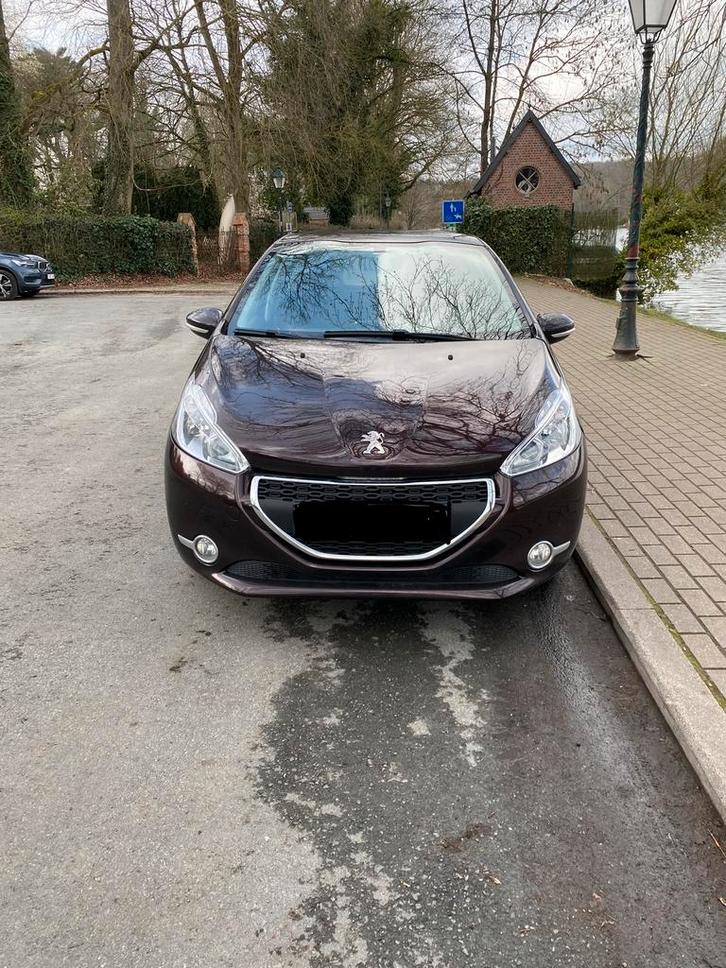 Peugeot 208 1.0 VTi – Clim, 5 portes, Bluetooth – 135.000 km, Auto's, Peugeot, Particulier, Airconditioning, Bluetooth, Centrale vergrendeling