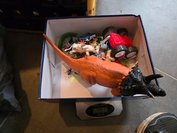 Veel kinderspeelgoed beschikbaar voor biedingen