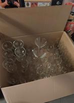 Grote doos met glazen, Verzamelen, Glas en Drinkglazen, Zo goed als nieuw, Ophalen
