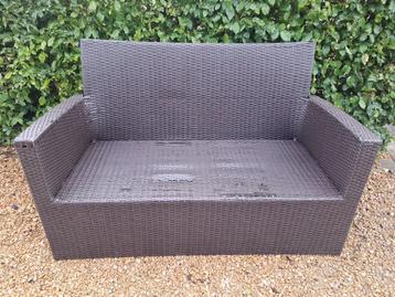 Lounge 2-zit afmetingen 130 cm op 60 cm beschikbaar voor biedingen