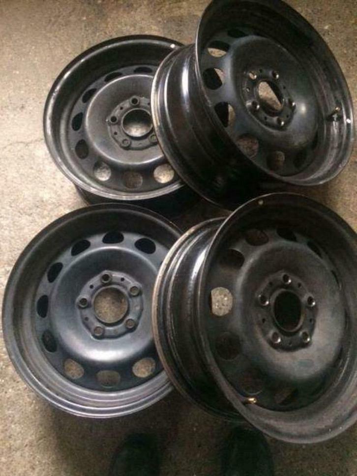 BMW - velgen van 4 plaatstaal - 5x120 - Centrale boring 72.5, Auto-onderdelen, Banden en Velgen, Velg(en), All Season, 16 inch