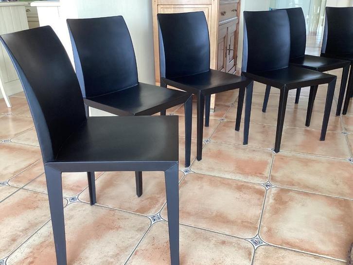 Poltrona Frau eetkamerstoelen,model Lola(set zeldzaam), Huis en Inrichting, Stoelen, Gebruikt, Leer, Zwart, Ophalen