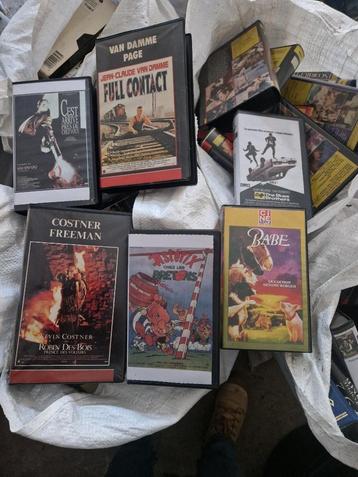 600 cassettes vhs avec enregistrement de film beschikbaar voor biedingen