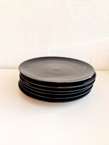 Ikea - Dinera - Lot de 6 assiettes - Noir mat - ø 26 cm beschikbaar voor biedingen