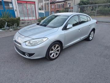 Renault Fluence 1.5Dci km 172000 An 2012 Pret a immatriculer