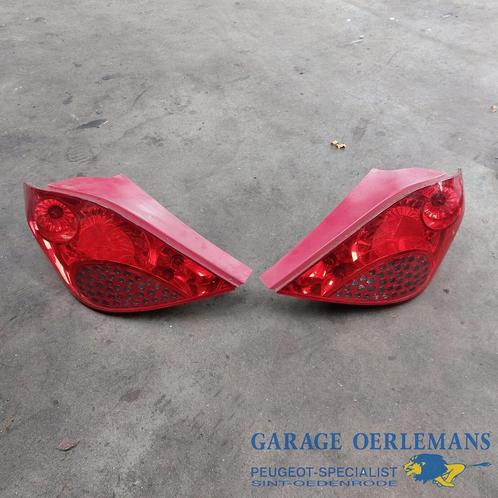 achterlicht links en rechts peugeot 207 hatchback, Auto-onderdelen, Verlichting, Peugeot, Gebruikt, ARN erkend, Ophalen of Verzenden