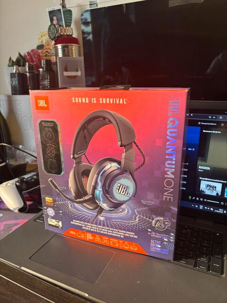 JBL Quantum One, Audio, Tv en Foto, Hoofdtelefoons, Gebruikt, Over oor (circumaural), Overige merken, Surround, Ophalen of Verzenden