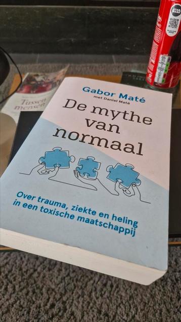 Gabor Maté - De mythe van normaal beschikbaar voor biedingen