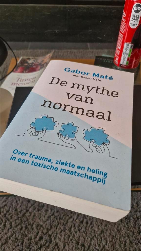 Gabor Maté - De mythe van normaal, Boeken, Psychologie, Zo goed als nieuw, Ophalen