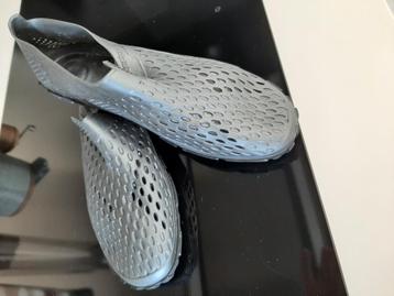 SPEEDO WATERSCHOENEN NIEUW beschikbaar voor biedingen