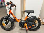 Kinderfiets B’Twin 14 inch – Oranje – met/zonder zijwieltjes, Fietsen en Brommers, Ophalen, Zo goed als nieuw, Zijwieltjes