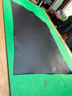 2 donker bruin tuigleer lappen 1.8-2 mm dikte half soepel, Hobby en Vrije tijd, Ophalen of Verzenden, Zo goed als nieuw, Bruin