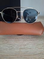 Lunettes Lacoste homme neuves., Nieuw, Bril, Ophalen of Verzenden