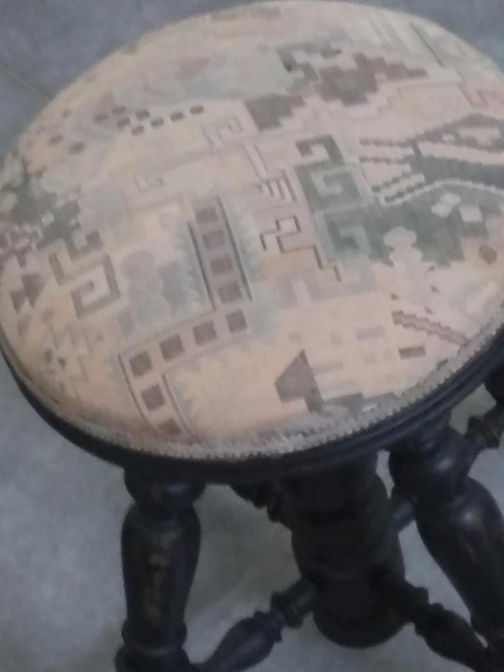 Superbe tabouret de piano ancien, Musique & Instruments, Pianos, Utilisé, Piano, Autres couleurs, Enlèvement