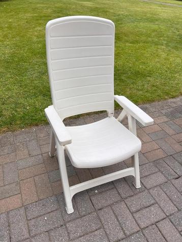 Verstelbare Tuinstoelen (5) beschikbaar voor biedingen
