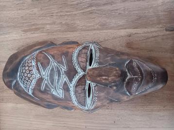 Handgemaakt houten masker - Afrikaanse kunst beschikbaar voor biedingen
