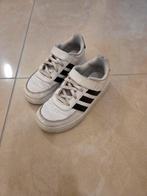 Chaussure pour garçon Adidas Pointure 30, Kinderen en Baby's, Kinderkleding | Schoenen en Sokken, Ophalen, Adidas, Gebruikt, Schoenen