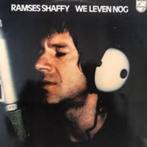LP/ Ramses Shaffy >< We leven nog <, Ophalen of Verzenden, Zo goed als nieuw, 12 inch, Levenslied of Smartlap