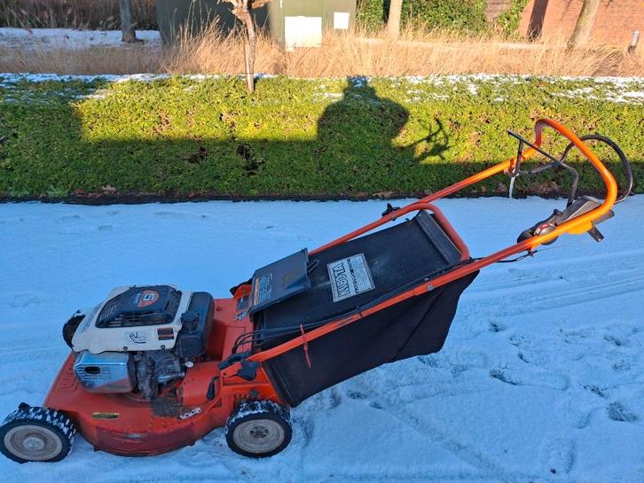Grasmachine Kubota - W521 TC, Tuin en Terras, Grasmaaiers, Gebruikt, 50 cm of meer, Opvangzak, Versnellingen, Ophalen