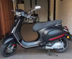 Vespa Sprint S 125 cc, Fietsen en Brommers, Ophalen, Zo goed als nieuw