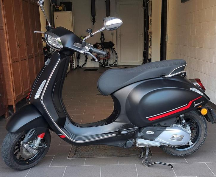 Vespa Sprint S 125 cc, Fietsen en Brommers, Scooters | Vespa, Zo goed als nieuw, Ophalen