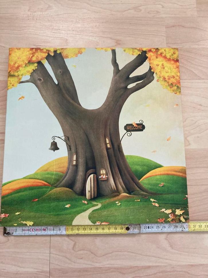 Schilderij op doek – Sprookjesachtig boomhuis (30x30 cm), Antiek en Kunst, Kunst | Schilderijen | Modern, Ophalen of Verzenden