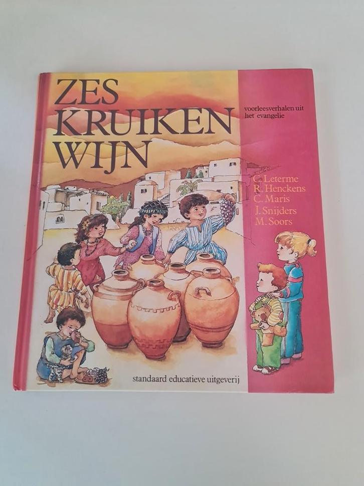 Boek : zes kruiken wijn /  R. Henckens, Boeken, Godsdienst en Theologie, Zo goed als nieuw, Ophalen of Verzenden