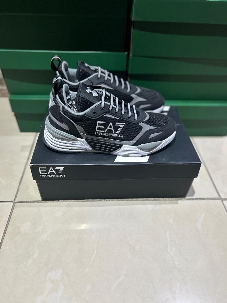 Chaussures Emporio Armani 41 1/3, Vêtements | Hommes, Chaussures, Neuf, Baskets, Enlèvement