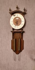 Belle horloge murale suspendue ancienne de la marque Thomas, Enlèvement