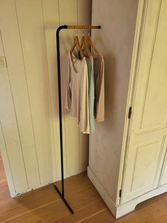 Design kleerhanger
(Losstaand zonder schroeven of vijzen), Huis en Inrichting, Woonaccessoires | Kapstokken, Zo goed als nieuw