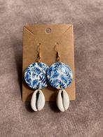 Handbeschilderde Oorbellen Vintage Beach Blue🌊, Ophalen of Verzenden, Nieuw, Overige materialen, Hangers