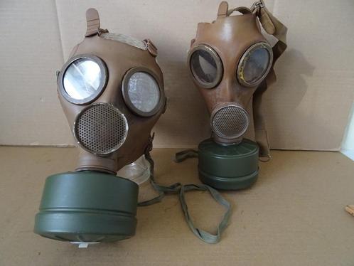Vintage gasmaskers uit 1970 vintage gasmasker Los te koop, Verzamelen, Militaria | Algemeen, Landmacht, Overige typen, Ophalen of Verzenden