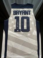 Jersey USA KOBE BRYANT #10 gesigneerd gesigneerd Wit PSA/DNA, Ophalen of Verzenden, Nieuw, Shirt