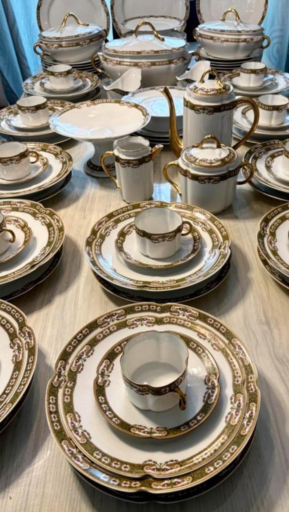 Service de table Limoges Chabrol frères & Poirier, Antiek en Kunst, Antiek | Servies compleet, Ophalen