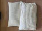 2 Kussens Ikea Wit, Huis en Inrichting, Woonaccessoires | Kussens, Ophalen of Verzenden, Zo goed als nieuw, Wit