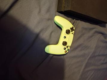 Ps4, 500 GB, Avec disque dur, Avec 1 manette, Comme neuf