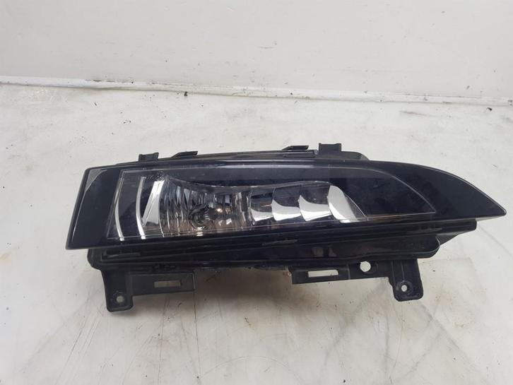 MISTLAMP RECHTS VOOR Skoda Scala (01-2019/-) (|657941700|), Auto-onderdelen, Verlichting, Skoda, Gebruikt